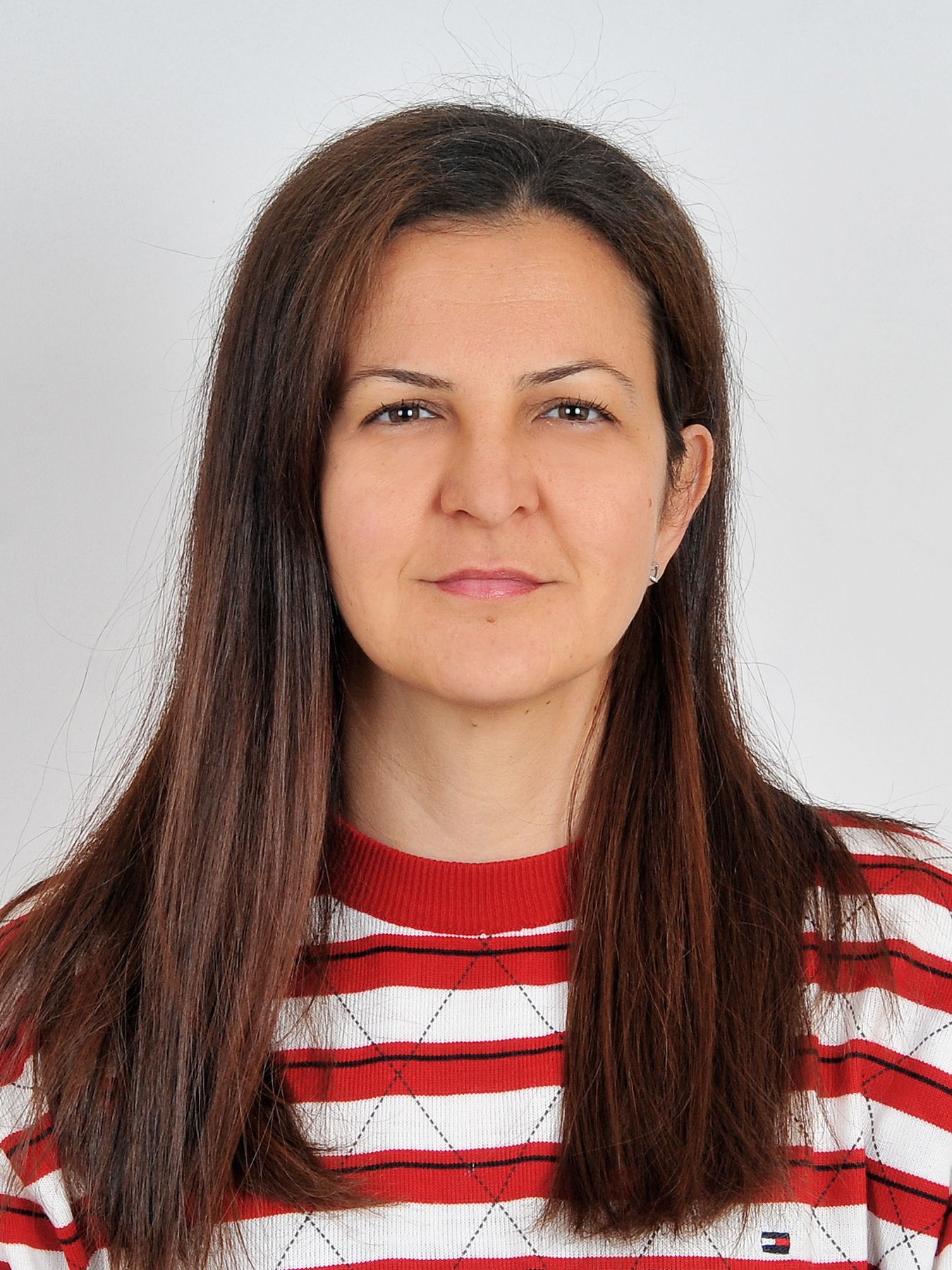 G&Ouml;ZDE &Ouml;ZER &Uuml;NVER