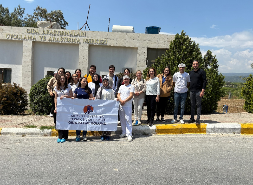 Gıda İşleme Bölümü Gıda Araştırmaları Uygulama Ve Araştırma Merkezine Teknik Gezi Gerçekleştirdi detayı için tıklayınız